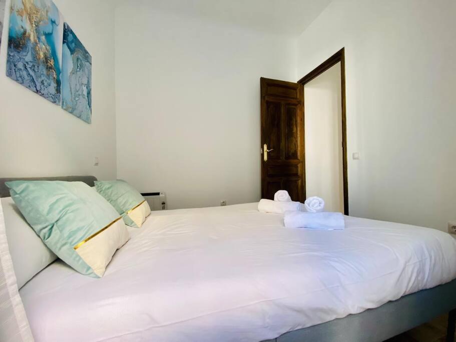 Style & Design Flat In The Center Of Madrid Apartment Exterior photo
